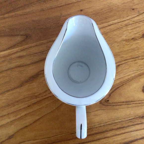 Vintage Blue Floral Footed Creamer - 8oz - Picture 5 of 6